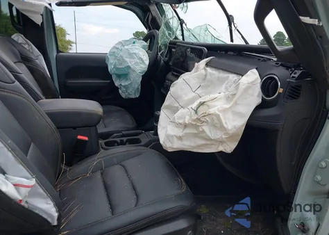 2024 Jeep Wrangler 4-Door Sahara 4X4 из США, поврежденный, VIN 1C4PJXEGXRW324481